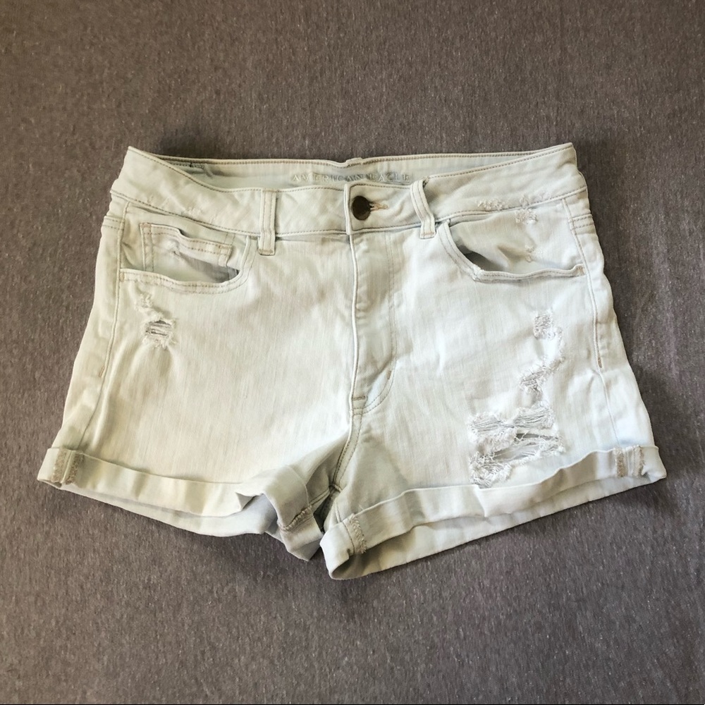 American Eagle light wash jean shorts